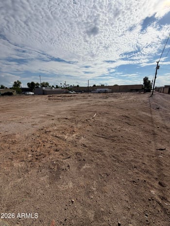 - 6th St #12, Avondale, AZ 85323