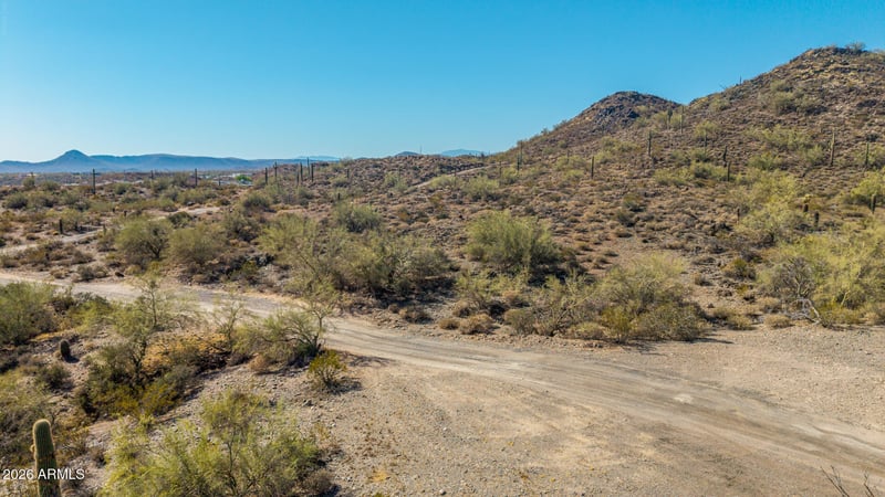 - Jenny Lin Rd #-, New River, AZ 85087