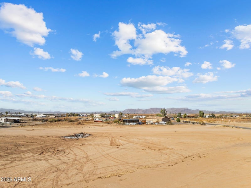 0 4th St #3 & 4, Aguila, AZ 85320