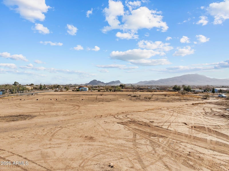 0 4th St #3 & 4, Aguila, AZ 85320