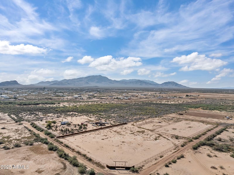 0 4th St #-, Aguila, AZ 85320