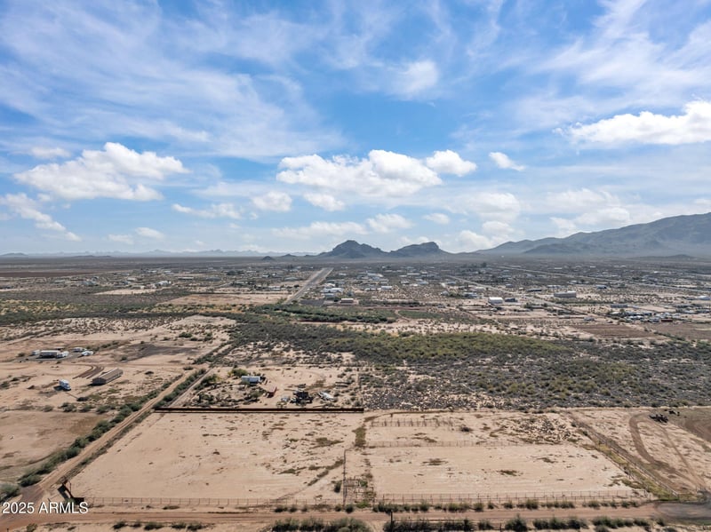 0 4th St #-, Aguila, AZ 85320