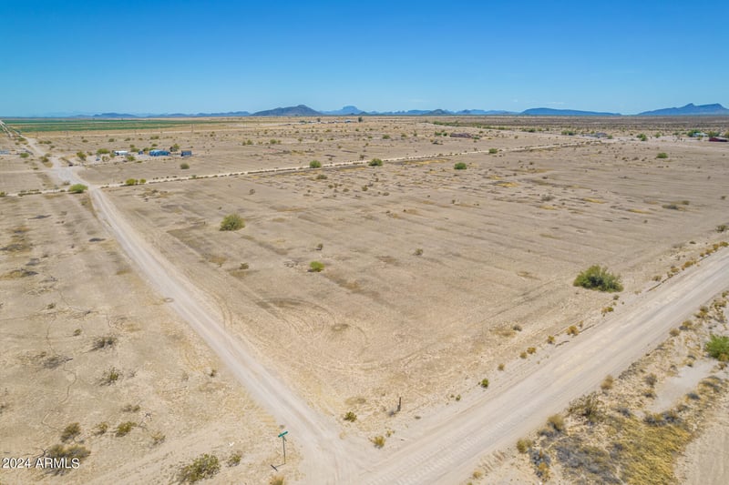 0 539th Ave #33, Tonopah, AZ 85354