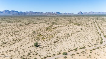 0 76 -- #76, Tonopah, AZ 85354