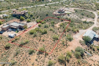 7th St #_, Phoenix, AZ 85086