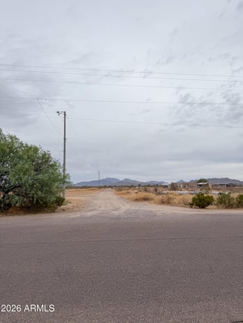 Barnes Rd #5, Maricopa, AZ 85139