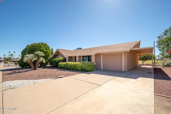 0  Dr, Sun City, AZ 85351