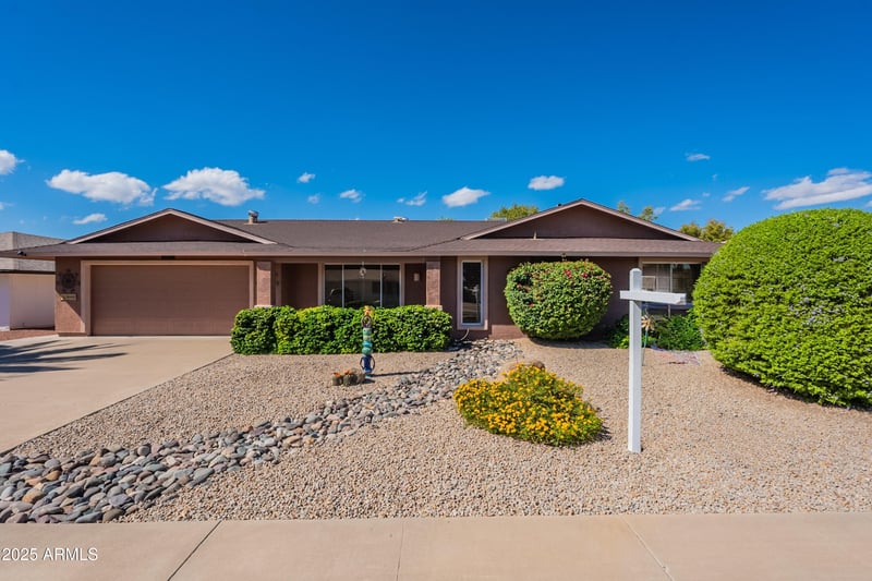 0  Dr, Sun City, AZ 85373