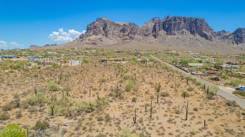 Boulder St Lot B --, Apache Junction, AZ 85119