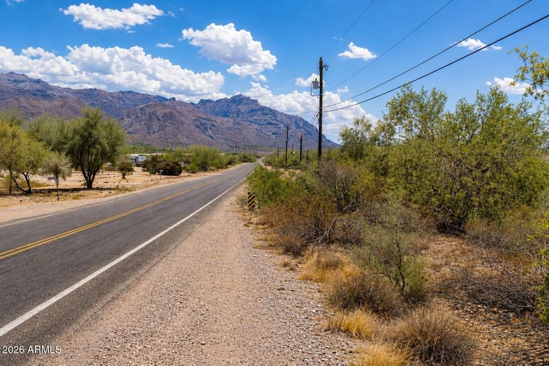 Broadway Avenue Lot 1 -- #-, Apache Junction, AZ 85119