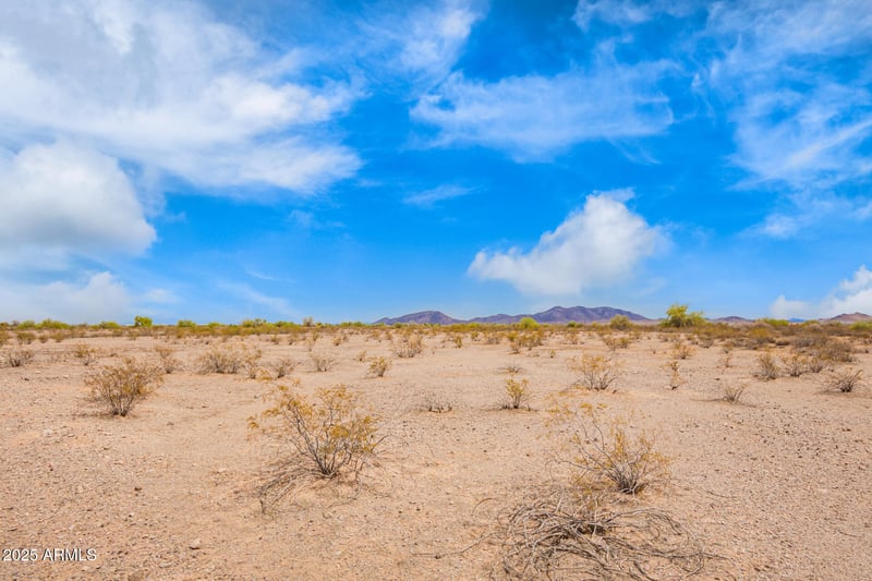 0 Highland Ave #243, Tonopah, AZ 85354