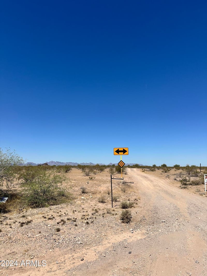 0 Indian School Rd #-, Tonopah, AZ 85354