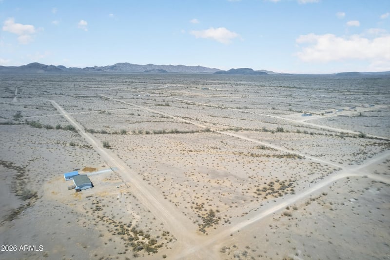416th Dr #953, Tonopah, AZ 85354