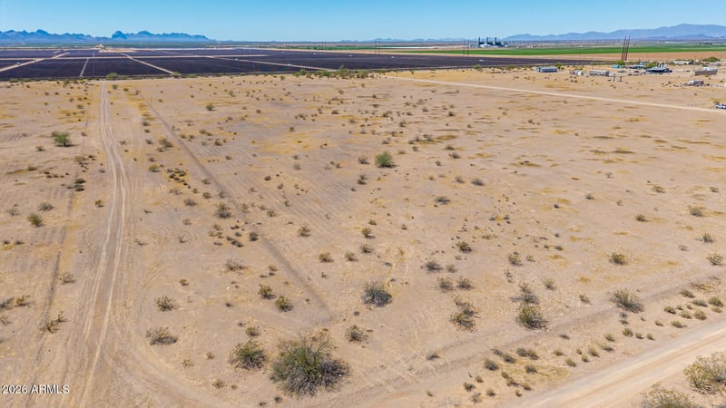 481 Ave #93, Tonopah, AZ 85354