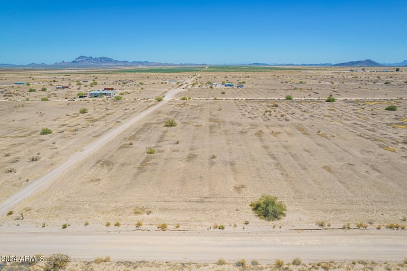 539th Ave #33, Tonopah, AZ 85354