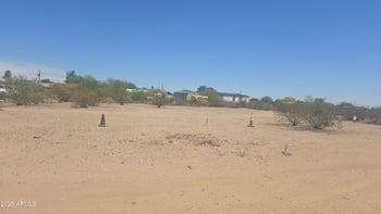 Vladek Cir #-, Morristown, AZ 85342