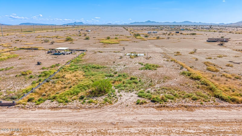 Baseline Rd #170, Tonopah, AZ 85354