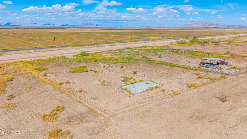 Baseline Rd #170, Tonopah, AZ 85354