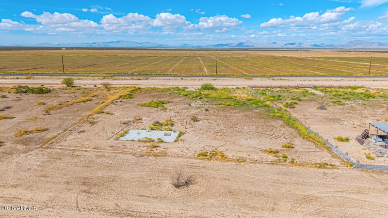 Baseline Rd #170, Tonopah, AZ 85354