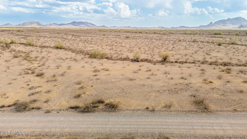 Bethany Home Rd #3, Tonopah, AZ 85354
