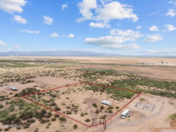 0 W Buffalo Dog Rd #-, Aguila, AZ 85320