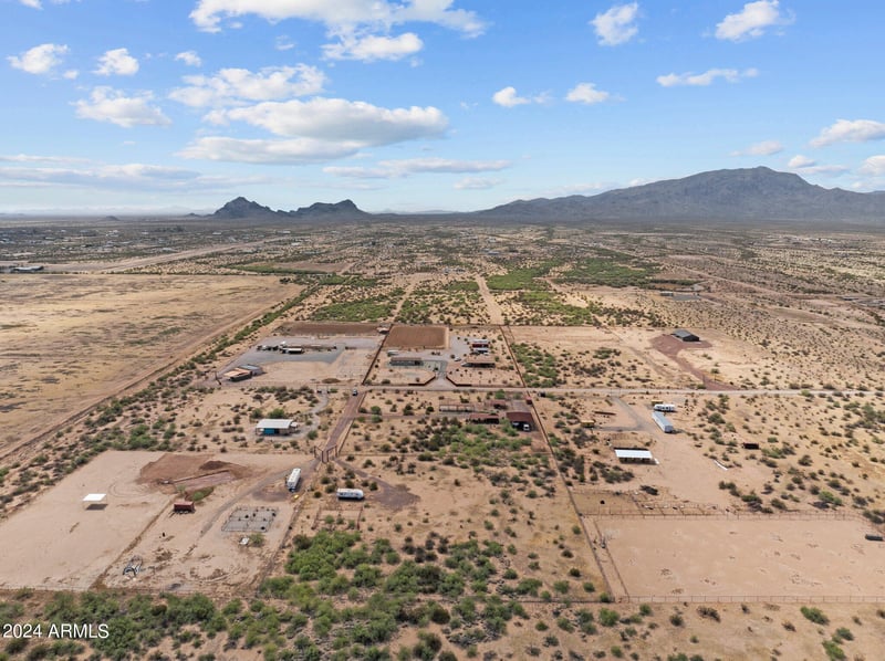 0 W Buffalo Dog Rd #-, Aguila, AZ 85320