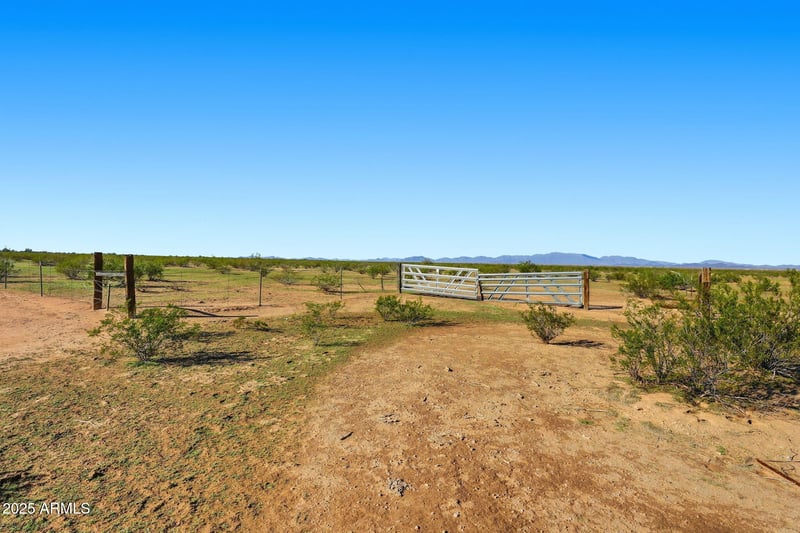 0 W Clarendon -- #115, Tonopah, AZ 85354