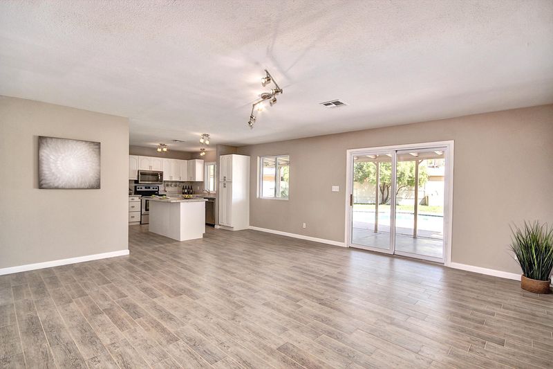 0 W St, Glendale, AZ 85304
