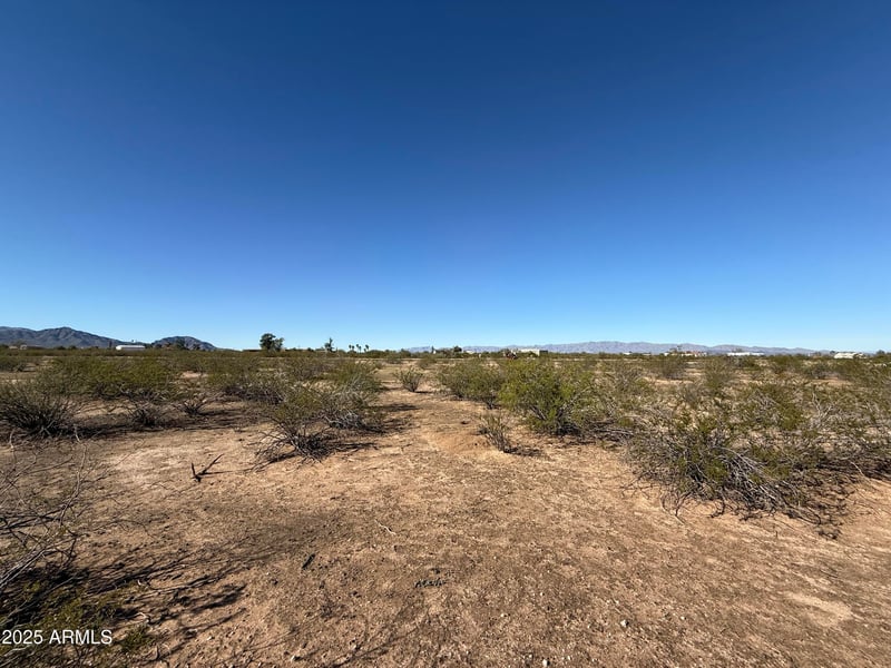 0 W William Rd #B, Aguila, AZ 85320
