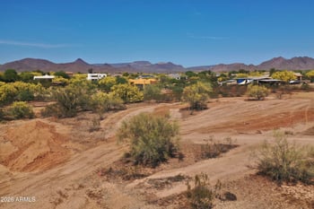 0000 Carriage Ln #2, Phoenix, AZ 85086