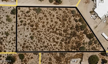 0000 N 7th St #F, New River, AZ 85087