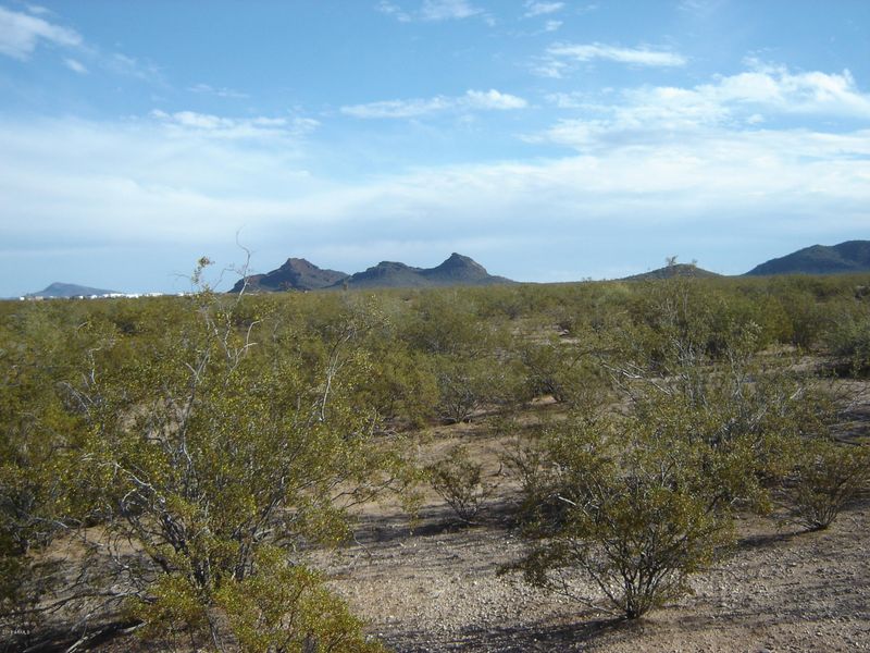 00000 N 529th Ave #1, Aguila, AZ 85320