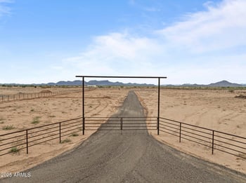 0004 Long Rifle Lot 4 Rd #-, Aguila, AZ 85320