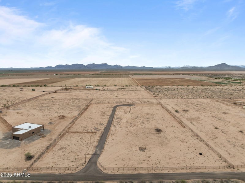 0004 Long Rifle Lot 4 Rd #-, Aguila, AZ 85320