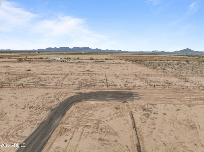 0004 Long Rifle Lot 4 Rd #-, Aguila, AZ 85320