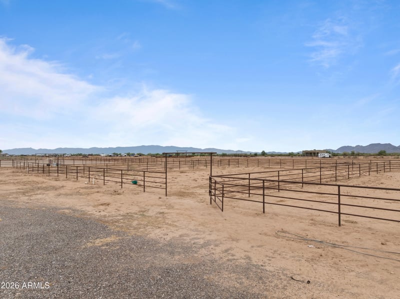 0004 W Long Rifle Lot 4 Rd #4, Aguila, AZ 85320