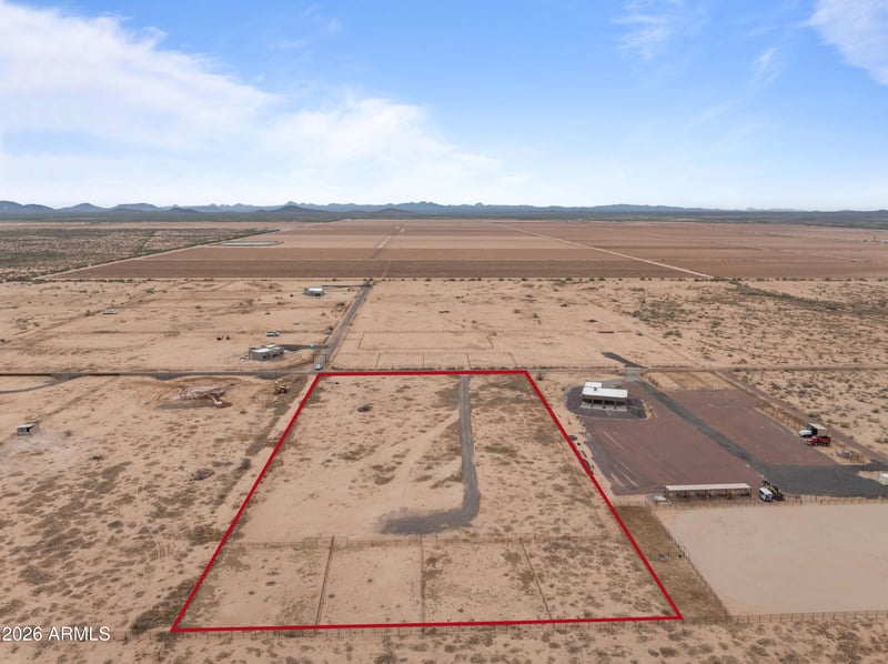 0004 W Long Rifle Lot 4 Rd #4, Aguila, AZ 85320