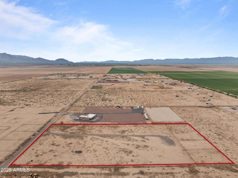 0004 W Long Rifle Lot 4 Rd #4, Aguila, AZ 85320