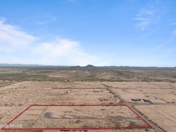 0004 W Long Rifle Lot 4 Rd #4, Aguila, AZ 85320