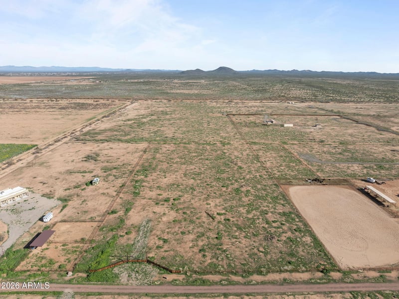 001 W Long Rifle Rd #-, Aguila, AZ 85320