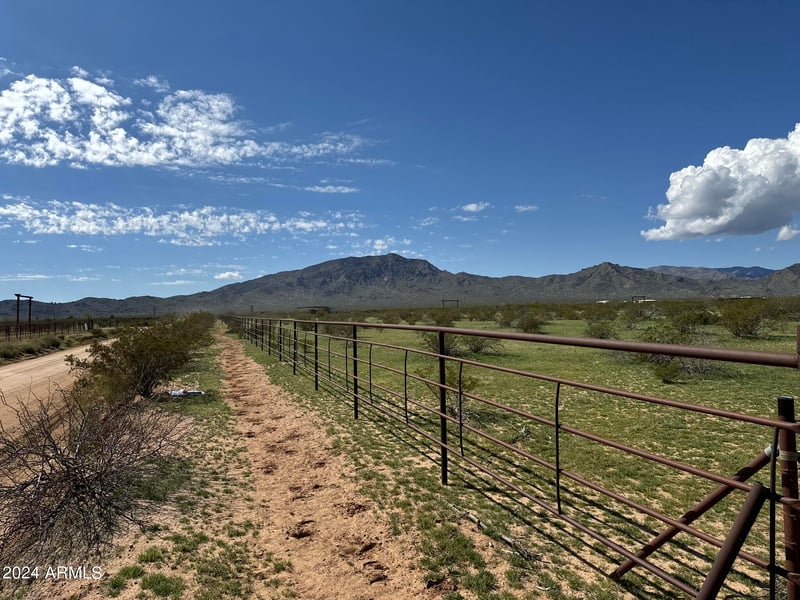 00XX 529th Ave Parcel 2b -- #-, Aguila, AZ 85320
