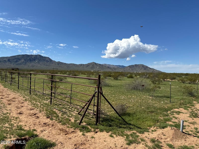 00XX 529th Ave Parcel 3b -- #-, Aguila, AZ 85320