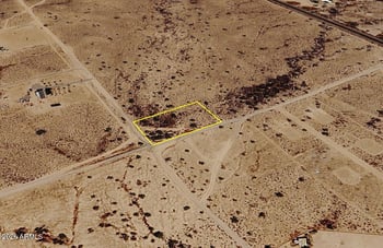 1 Broadway Rd #96, Tonopah, AZ 85354