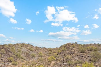 1 Cochise Dr, Phoenix, AZ 85021