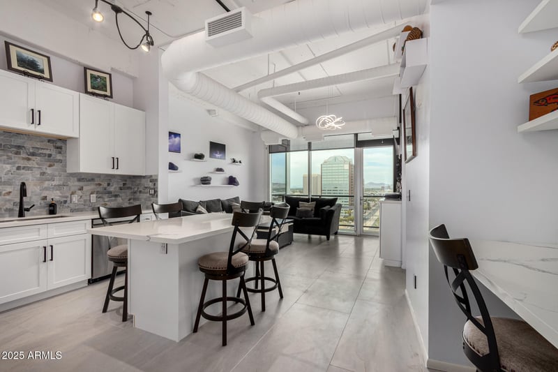 1 E Lexington Ave #1108, Phoenix, AZ 85012