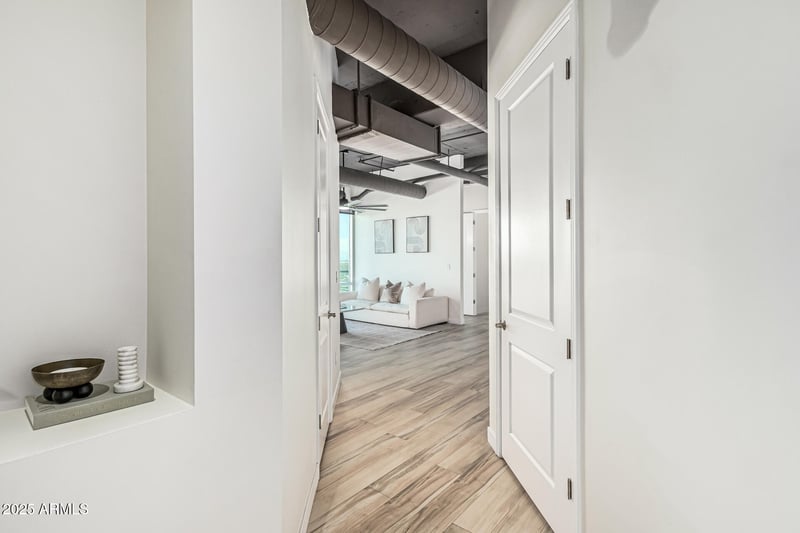 1 E Lexington Ave #1402, Phoenix, AZ 85012