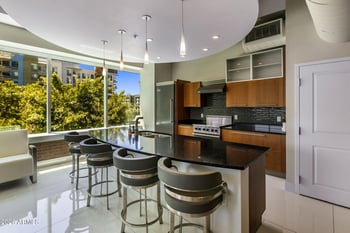 1 E Lexington Ave #1502, Phoenix, AZ 85012