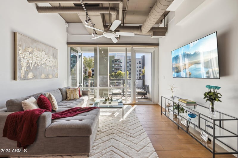 1 Lexington Ave #302, Phoenix, AZ 85012