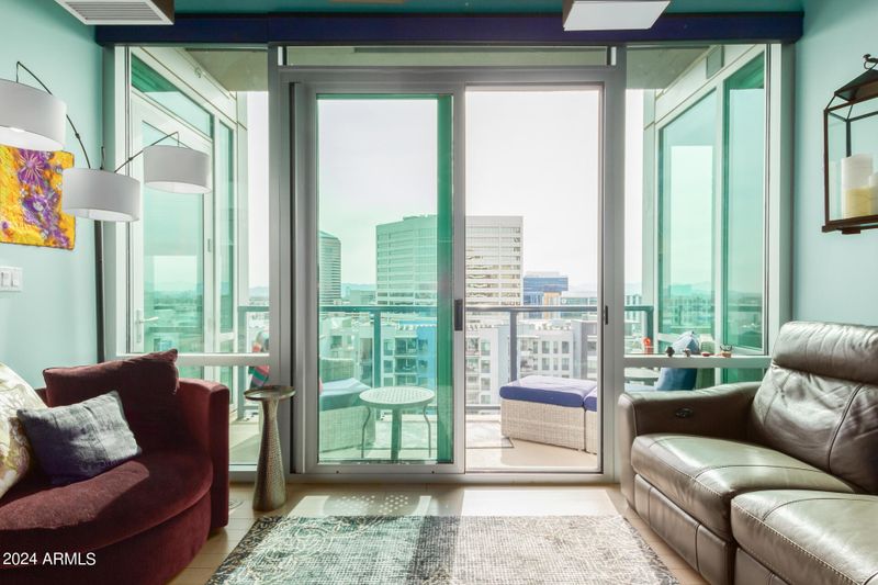 1 E Lexington Ave #902, Phoenix, AZ 85012