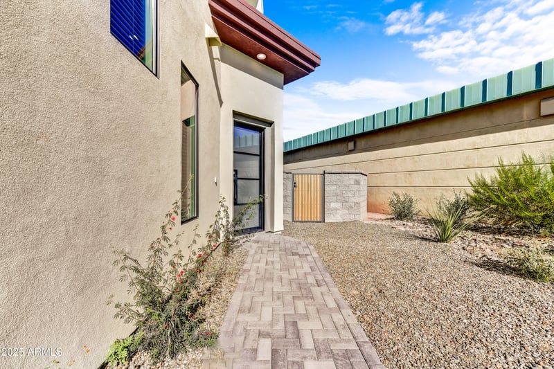 1 Easy St #12, Carefree, AZ 85377